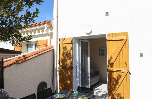 Bonita casa en Saint Cyprien con aire acondicionado y una gran terraza.