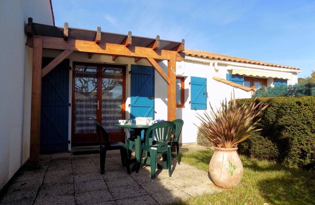 Saint Palais sur Mer - SEMI-DETACHED HOLIDAY VILLA - residence BOIS SOLEIL
