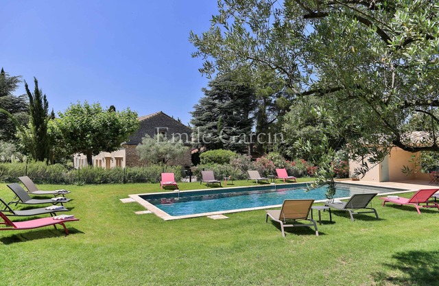 Saint Rémy de Provence, Mas renovado, aire acondicionado, piscina climatizada - The Guardian