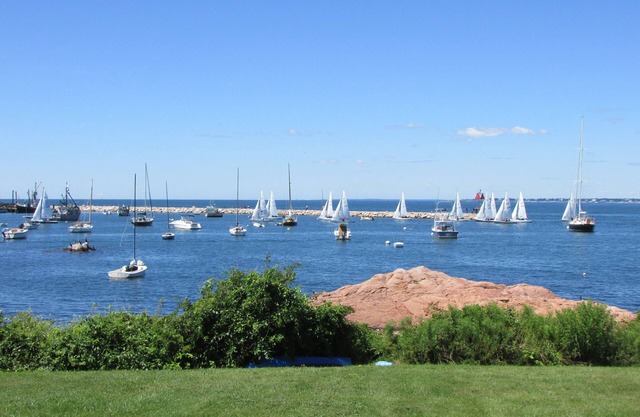 ¡El puerto de Sakonnet es su patio delantero privado!