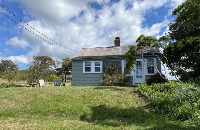 Sakonnet Point Water View Cottage con 8 minutos a pie de idílica playa privada ...