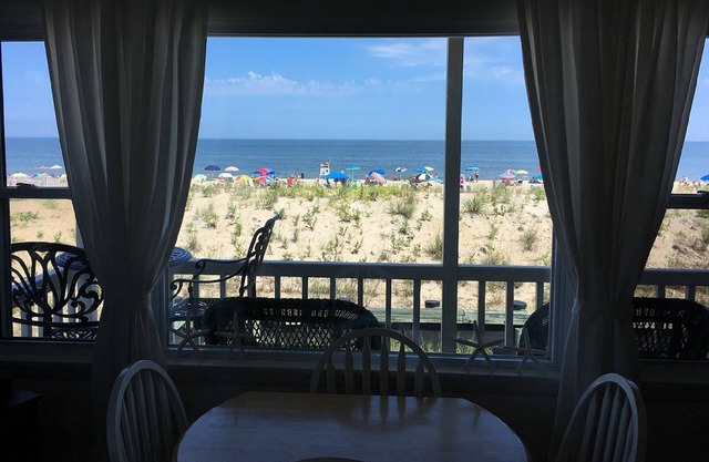 $ 2. RENOVACIÓN DE 5 MILLONES COMPLETADA EN MAYO DE 2019 - CONDO FRENTE AL PERRO FRENTE AL MAR