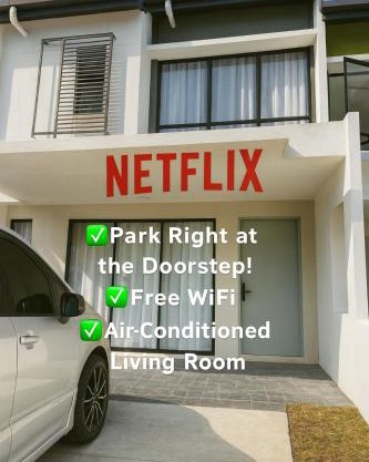 SAMPOISGT VILLA HOMESTAY - MUSLlM only - Near Bangi Avenue, BACC, UKM, GMI, EVO, Bangi Gateway, KIPMall