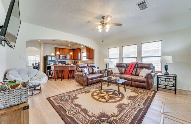 San Antonio Home w/ Game Room, 9 Mi to SeaWorld!