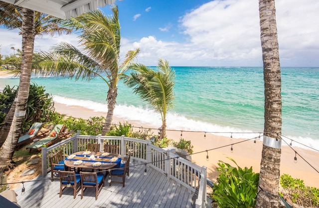 ★ Sandy Beachfront Home ★ Remodelado 2017-18 / Kayaks / Lavandería / WiFi / Estacionamiento / AC.