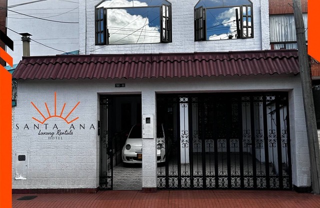 Santa Ana Luxury Rentals Belmira