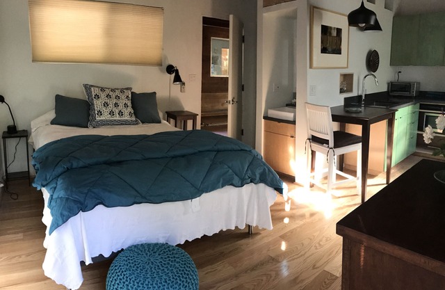 Montañas de Santa Mónica / Topanga Guesthouse