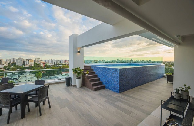 Santo Domingo Luxury Downtown Pool Apartment