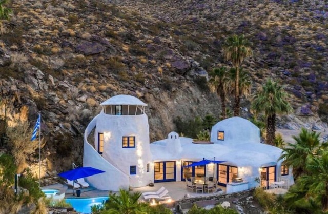 Santorini House | Panoramic Palm Springs Views
