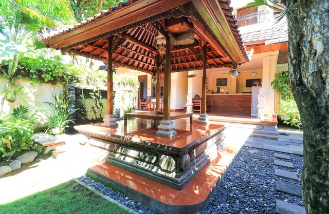 Sari Indah Cottages
