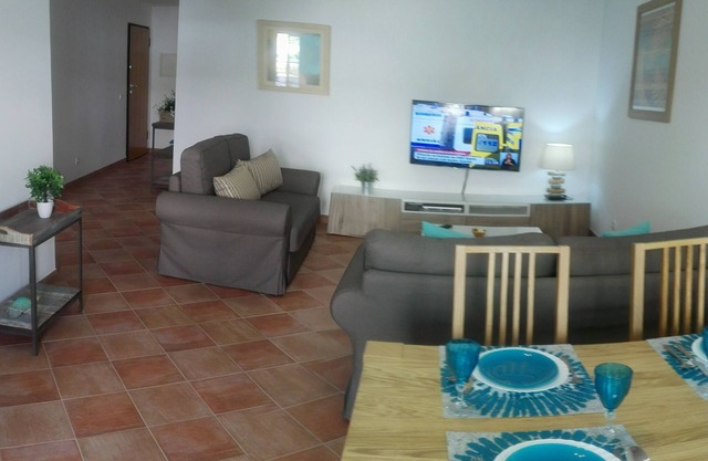 Apartamento w / piscinas de agua caliente - encantador, acogedor y bien situado
