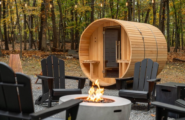 Sauna - Movie Theater - Hot Tub - Dogs OK - Firepit
