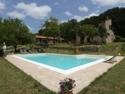 SCAPPO IN UMBRIA,Casale Vallenera