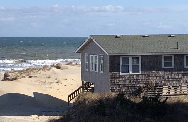 Encantadora casa frente al mar en la playa. . . Este es tu lugar feliz !!
