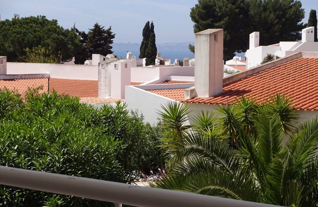 ÚLTIMO MINUTO Apartamento con vistas al mar en una ubicación de lujo.