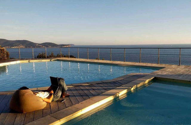 Villa provenzal de 130 m² para 6 personas con piscina y zona ajardinada.