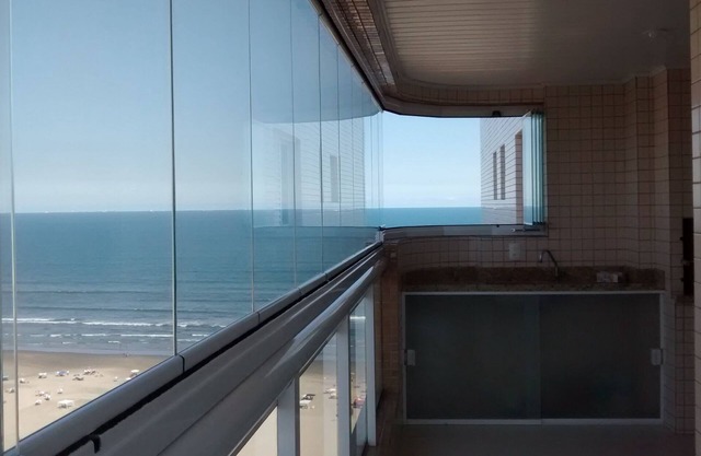 APARTAMENTO CON VISTA AL MAR CON BARBACOA WIFI