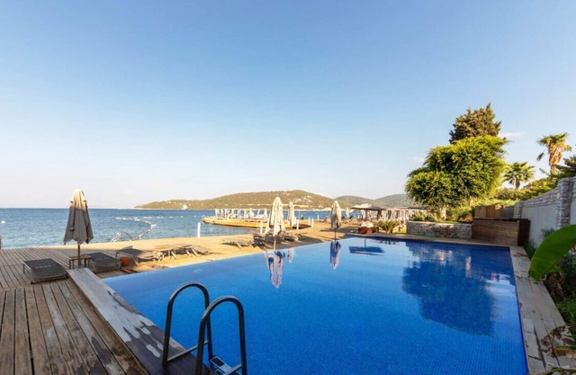 Regal Home with Shared Pool near Beach in Bodrum