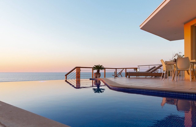 Playa frente al mar lujo chalets con piscina privada