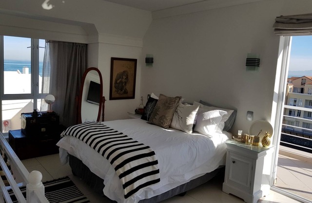 Apartamento junto al mar en Gordon s Bay