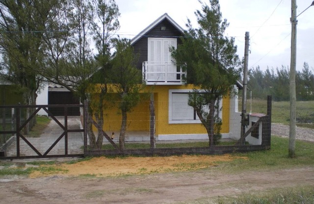 CHALET JUNTO AL MAR EN CAPÃO DA CANOA RS ALQUILER DE TEMPORADAS Y VACACIONES