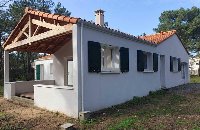 Casa-Maison bord de mer -Confortable-Baño en la habitacion-Vista al bosque