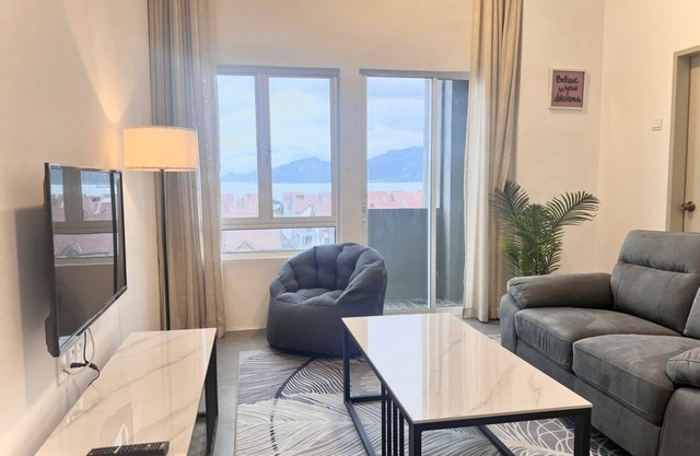 Seaview Cube l w/ Rooftop Pool