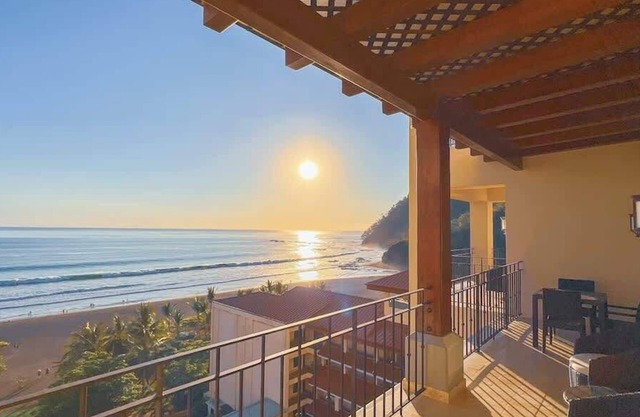 Seaview Oasis: 1-BR Suite in Croc's casino resort