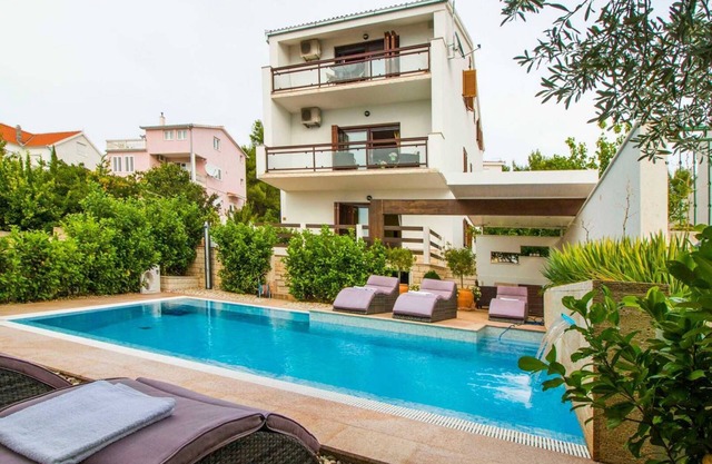 Seaview villa Nia for 12 persons with pool - EOS CROATIA