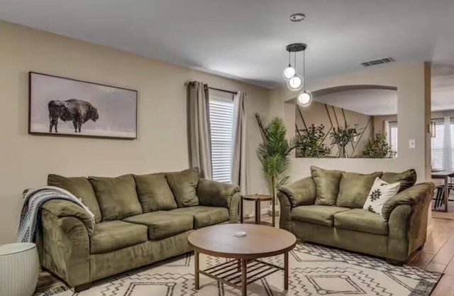 SeaWorld|Lackland|BMT with game room