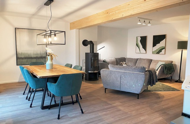 SeeZeit Tossens - light and air. Terrace. Family friendly.