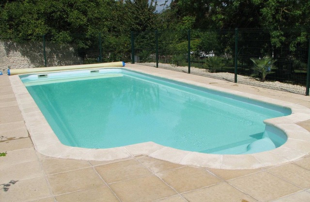 Casa en Segonzac con Piscina