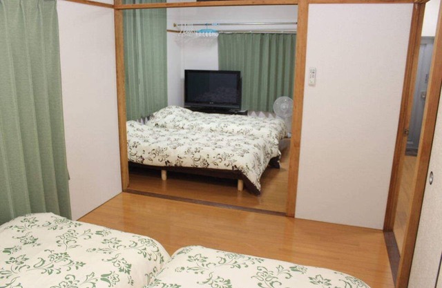 4 camas Facilidad de alojamiento comercial confiable con permiso de instalación Amplio 45m2 que puede ser utilizado por familias 30 minutos a la estación de Fukuoka Metropolitana Dazaifu JR Kasuga Estación de Nishitetsu Kasugahara Hikarimachi Parada de...
