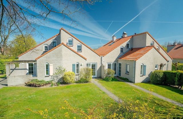Semi-detached 6-person bungalow