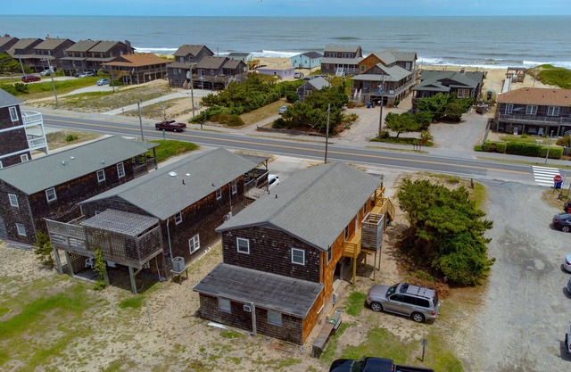 Semi-oceanfront cottage delight!