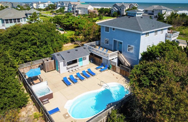 Semi-Oceanfront with Heated Pool, Cabana, Ocean Views