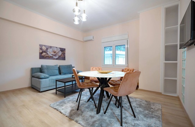 Sepolia Metro station 1 bdrm 3 pers by MPS