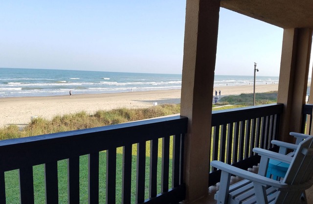 "Nuevo listado" Vista 100% frente al mar "Condo remodelado al 100% - ¡Ahora reservando!