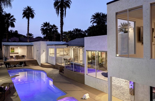 Serene Desert Getaway