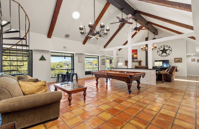 Serenity Point/Lakefront/Pool/Fire Pit/Pool Table