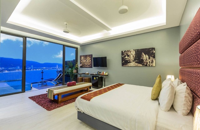 Suite Superior con Jacuzzi en Patong