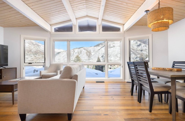 Shadow Mountain Unit 12 | Spacious Ski-In, Ski-Out Townhouse with Great Views & Gas Fireplace