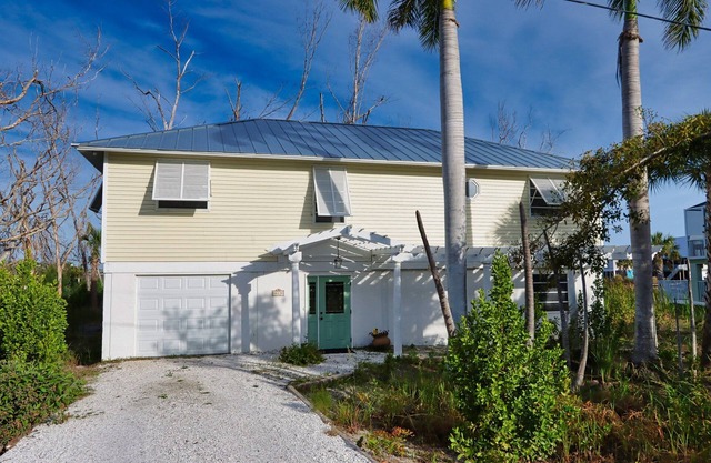 Corto paseo a la playa! Anhinga House en Sea Oats