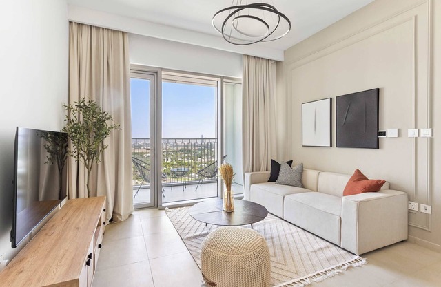 Silkhaus Superior 1BDR | Downtown Views II Tower