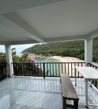 Silver cliff 4