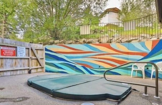 Silver Rock Studio w/Queen bed
