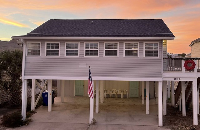 Silvery Moon | Pet-Friendly, Across From Beach