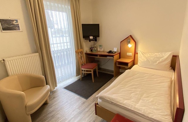 Habitación individual con ducha / WC - Hotel Garni Am Brunnenplatz