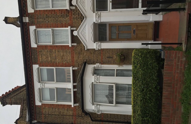 Habitaciones individuales / dobles / dobles en Catford Homestay