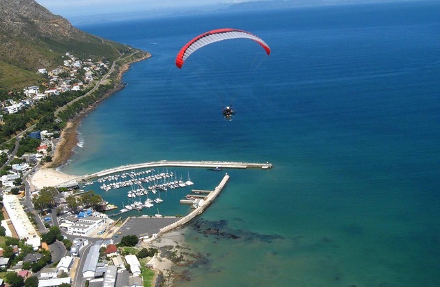 Situated in the heart of the Cape an ideal seaside holiday home